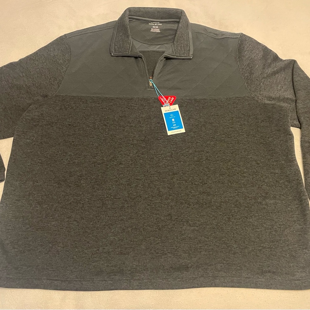 Haggar men’s fleece top!